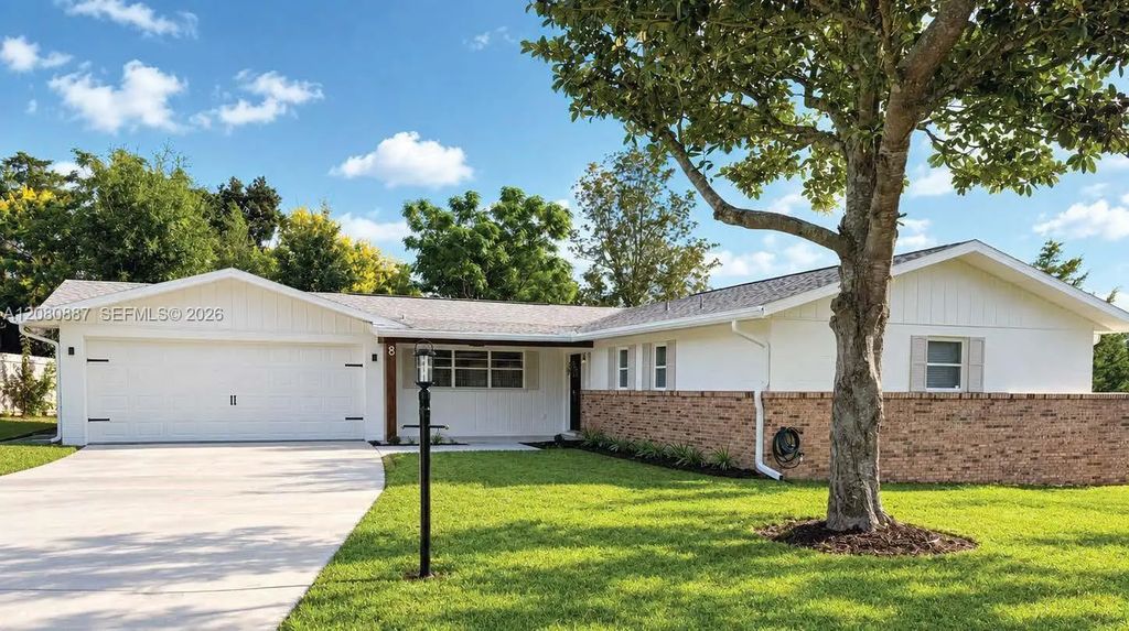 8 Emerald Way, Ocala