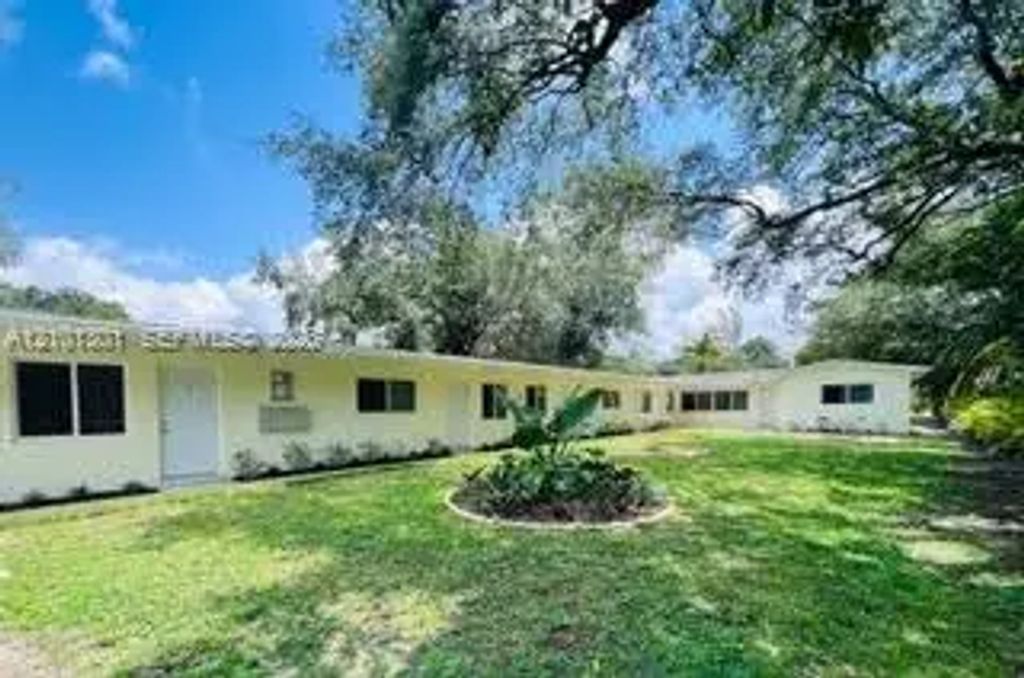 780 Ne 122nd Street #3, North Miami