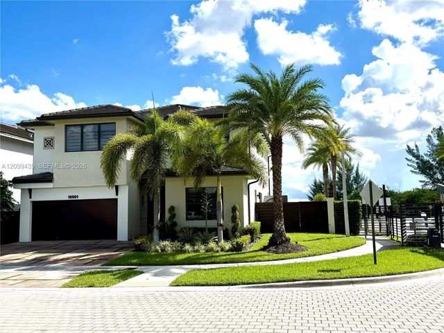 5 of 70 - 16001 Nw 87th Court, Miami Lakes, FL
