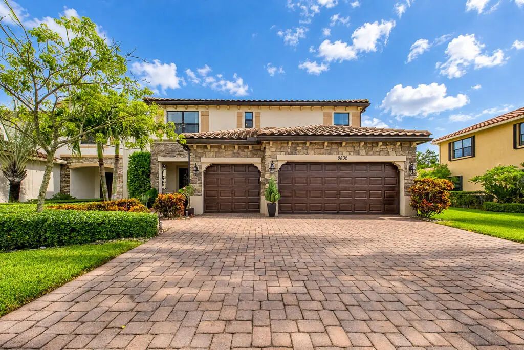 8832 Sea Chase Drive, Lake Worth