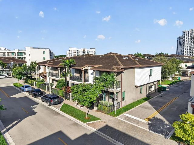 4 of 59 - 8373 Nw 49th Street, Doral, FL