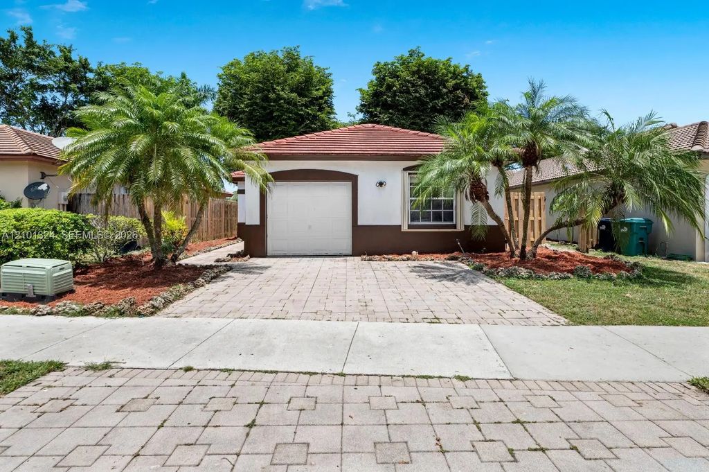 14613 Sw 155th Place, Miami