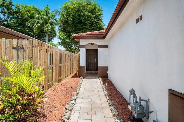 2 of 16 - 14613 Sw 155th Place, Miami, FL
