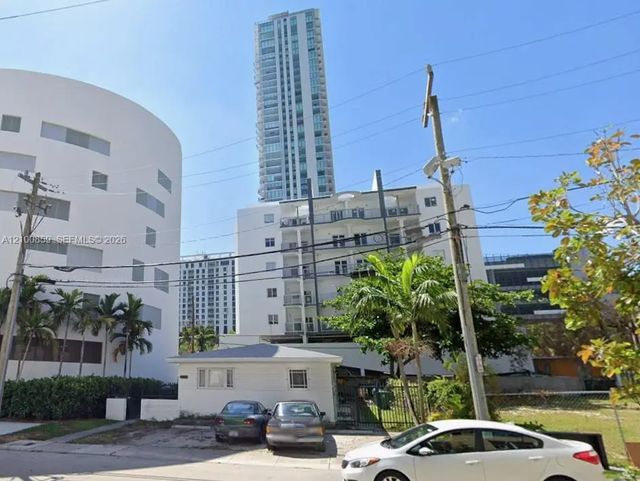 460 Ne 29th Terrace, Miami