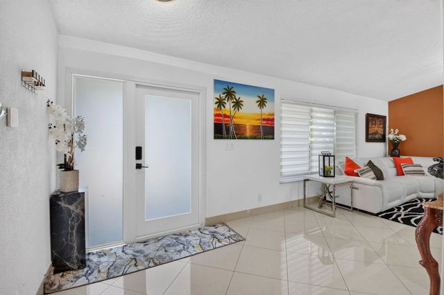 5 of 41 - 440 Nw 69th Street, Boca Raton, FL