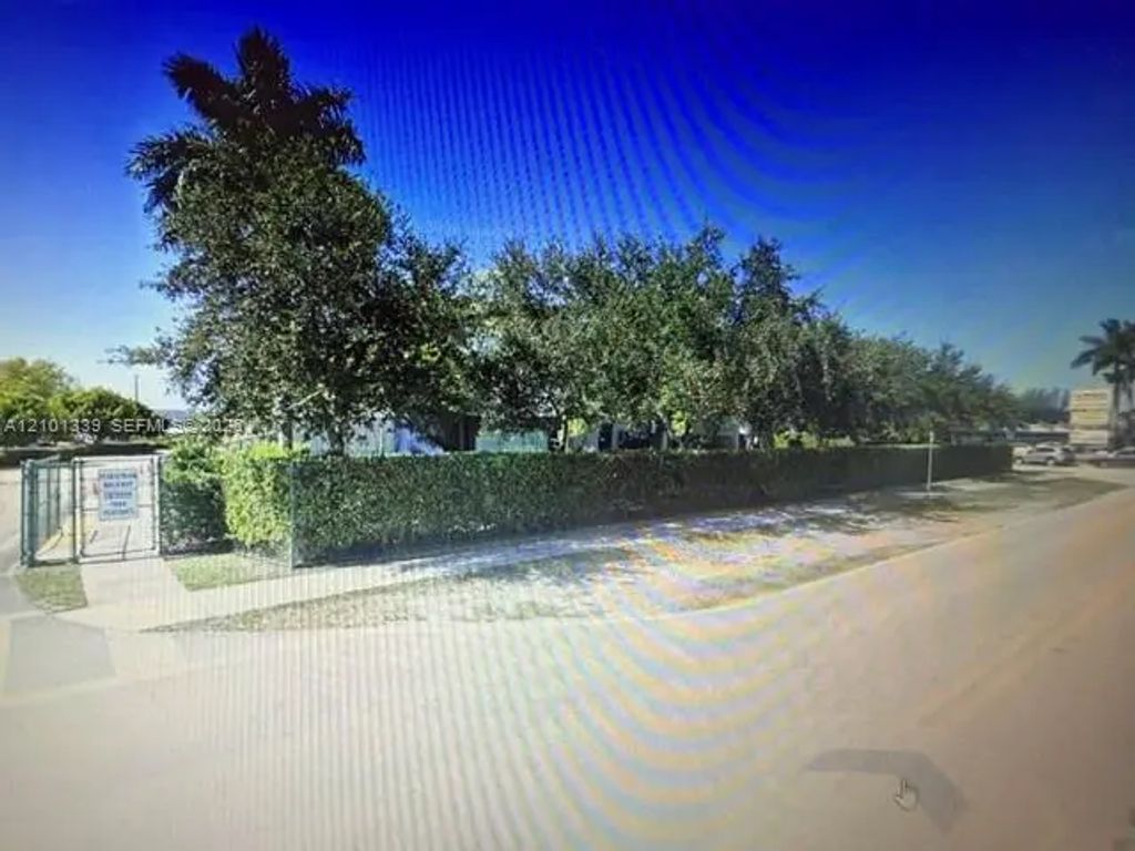 7880 W 20th Avenue #31, Hialeah
