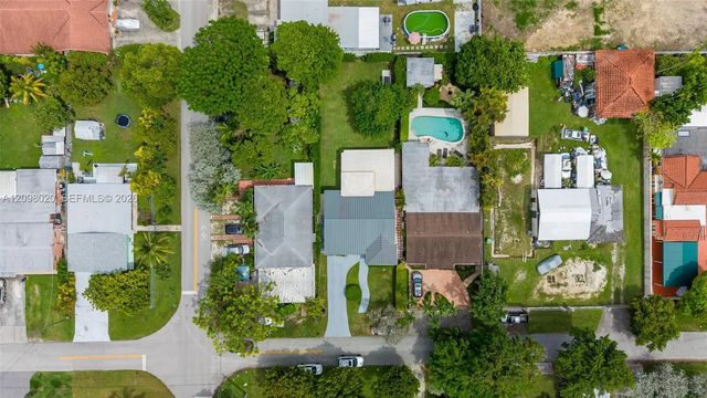 5 of 36 - 3311 Sw 64 Avenue, Miami, FL