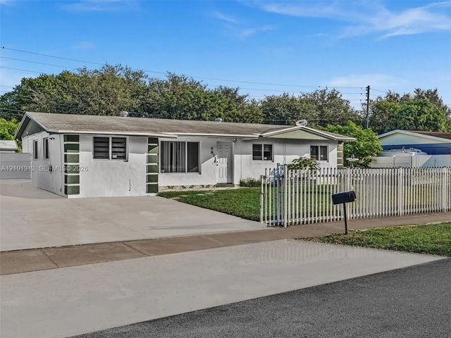 2 of 57 - 4811 Nw 181st Terrace, Miami Gardens, FL