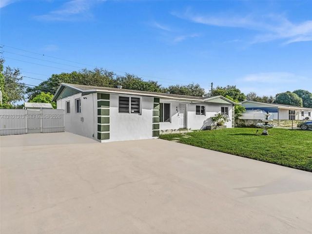 3 of 57 - 4811 Nw 181st Terrace, Miami Gardens, FL