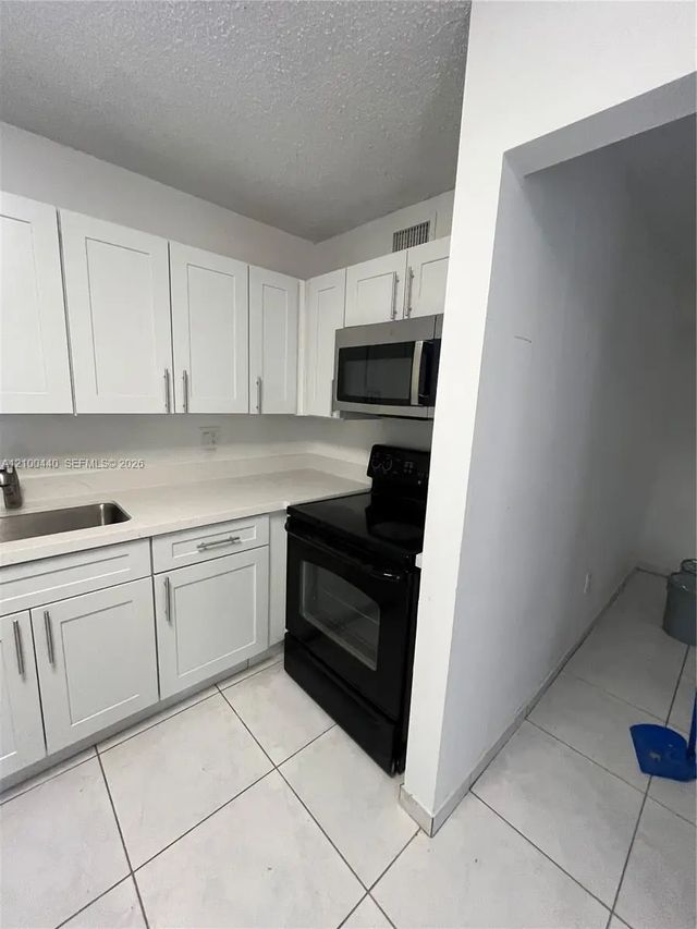 4 of 33 - 7430 Sw 153rd Place #106-1, Miami, FL