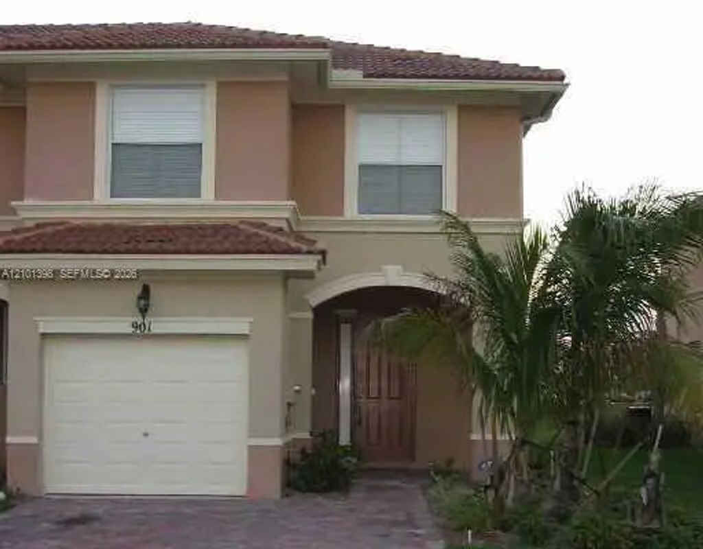 901 Seminole Palms Drive, Greenacres