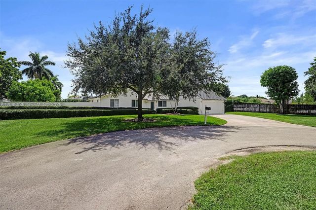 3 of 39 - 12990 Sw 190th Street, Miami, FL