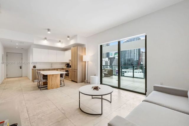 2 of 8 - 239 Sw 9th Street #1801, Miami, FL