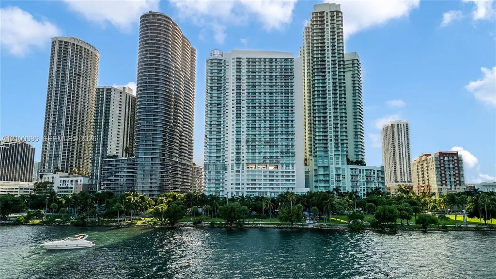 1800 N Bayshore Drive #4006, Miami