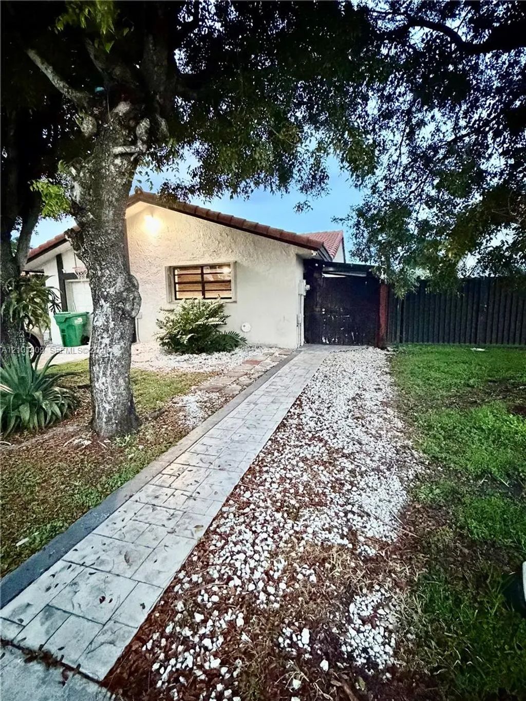 31 Nw 133rd Place #b, Miami