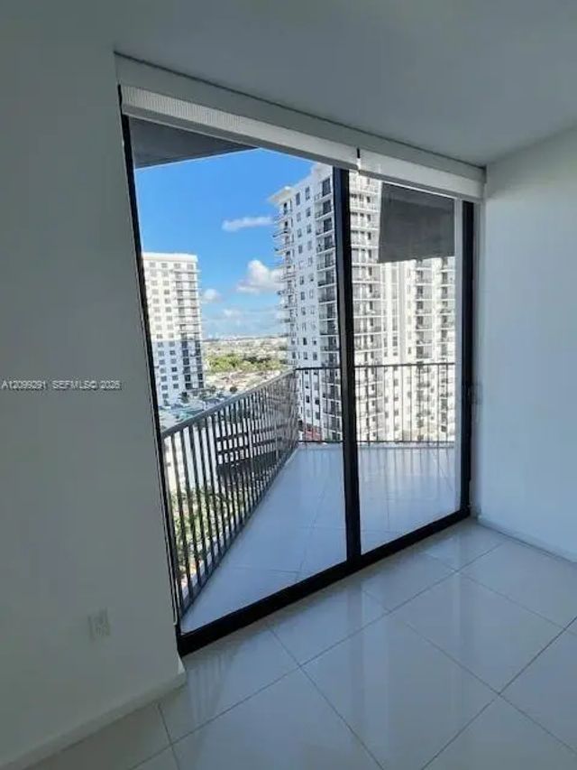 5 of 44 - 5252 Nw 85th Avenue #1009, Doral, FL