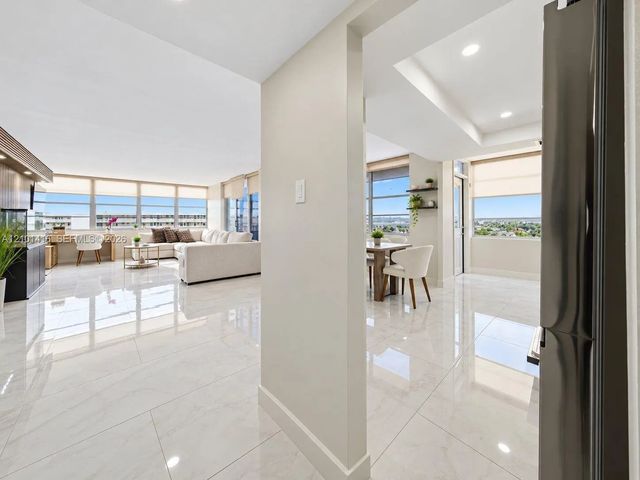 5 of 45 - 18011 Biscayne Boulevard #505, Aventura, FL
