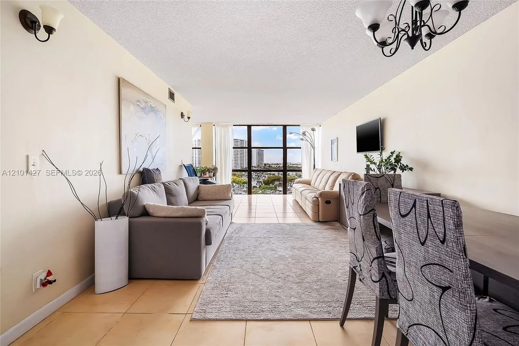 800 Parkview Drive #901, Hallandale Beach