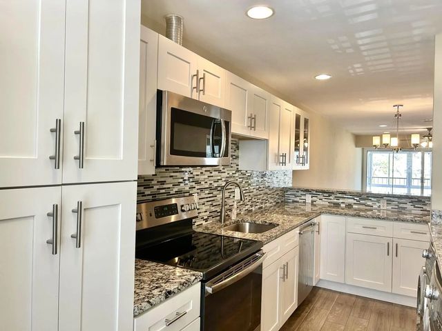 2 of 35 - 2811 Sw 15th Street #202, Delray Beach, FL