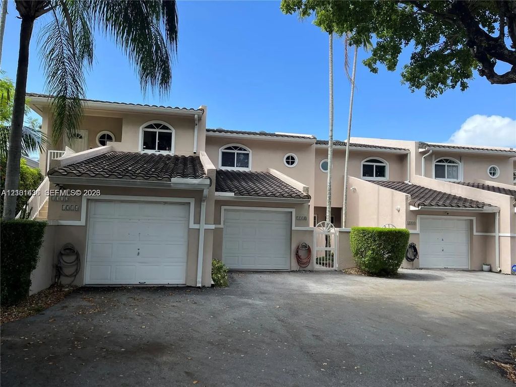 1314 Ne 105th Street #9, Miami Shores
