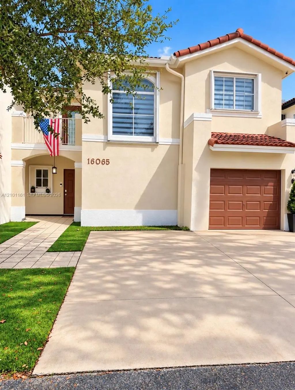16065 Sw 86th Lane, Miami