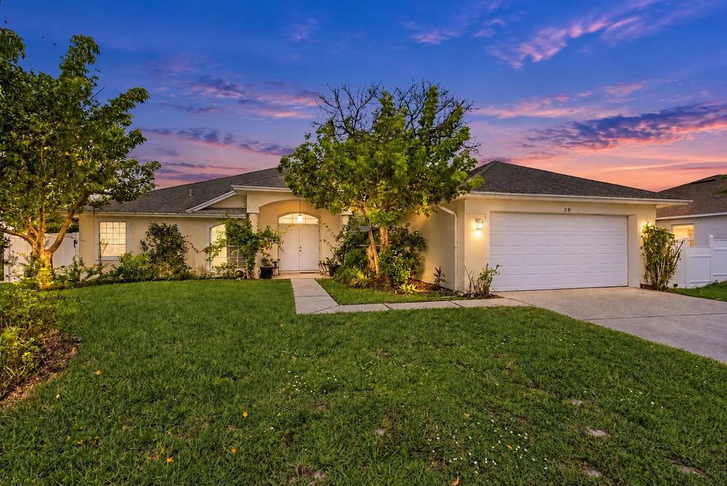 2082 Sw Judith Lane, Port St. Lucie