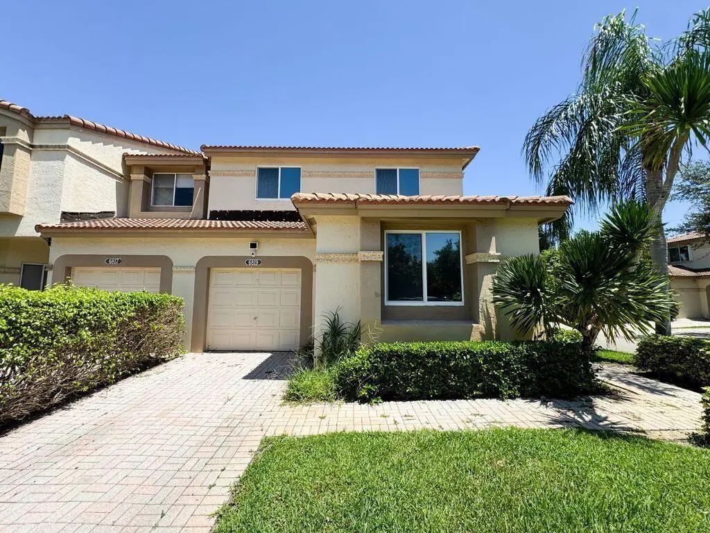 6819 Via Regina, Boca Raton