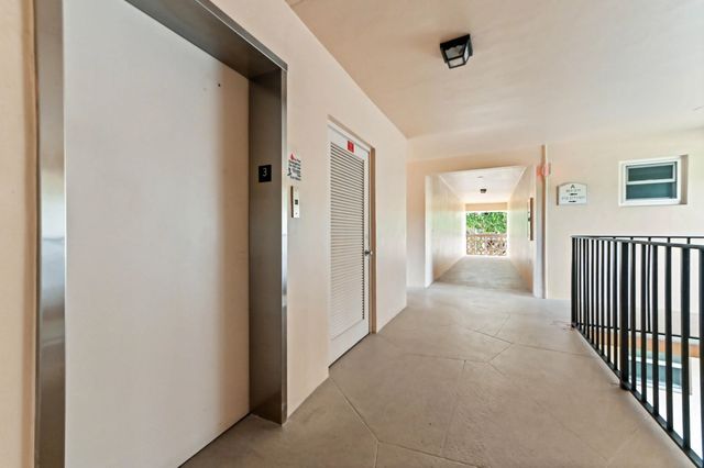 5 of 42 - 400 Ne 20th Street #a312, Boca Raton, FL
