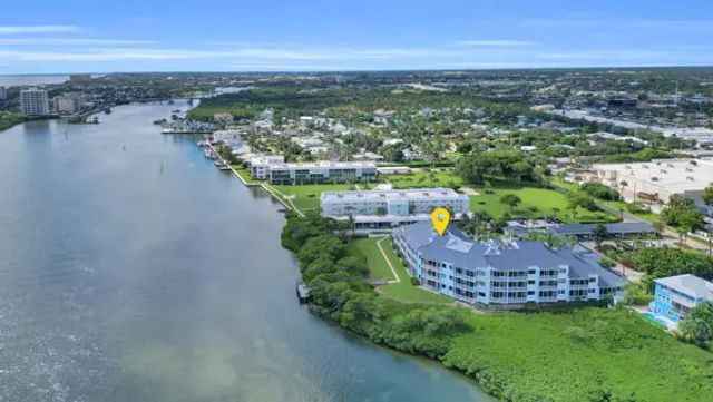 200 Waterway Road #307, Tequesta