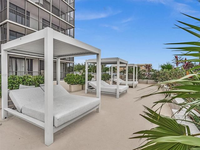 5 of 102 - 2500 Ne 135th Street #c502, North Miami, FL