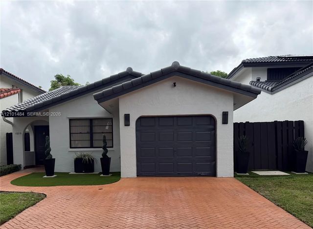 17819 Nw 66th Ct Circle, Hialeah