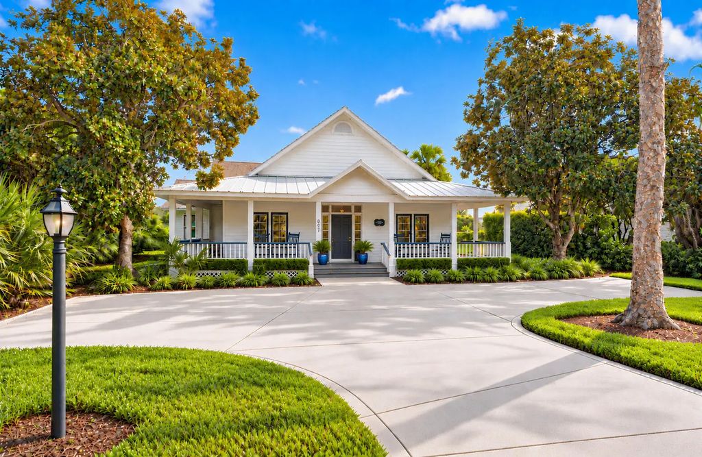 807 Carolina Circle Sw, Vero Beach