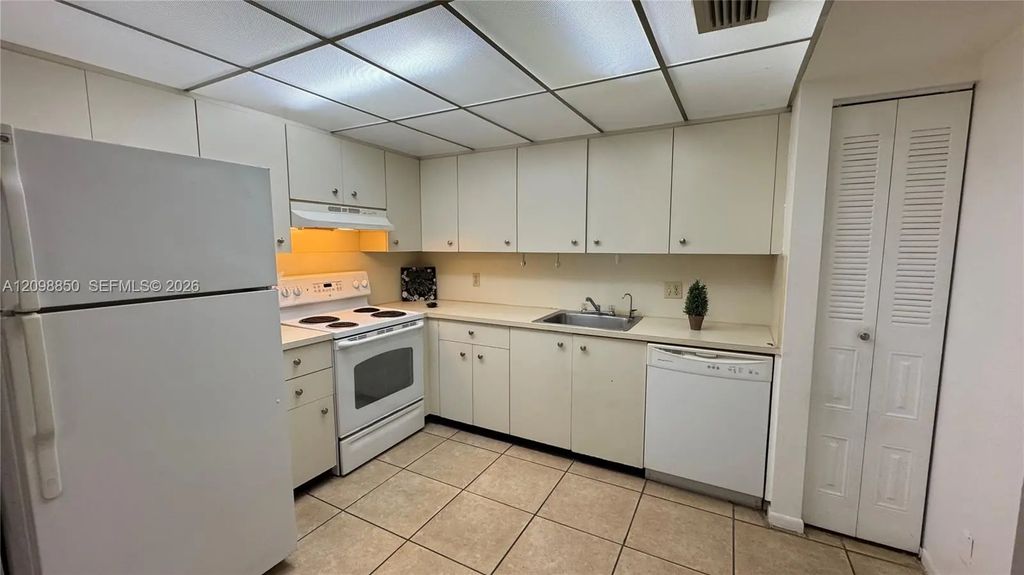 251 Sw 132nd Way #410h, Pembroke Pines