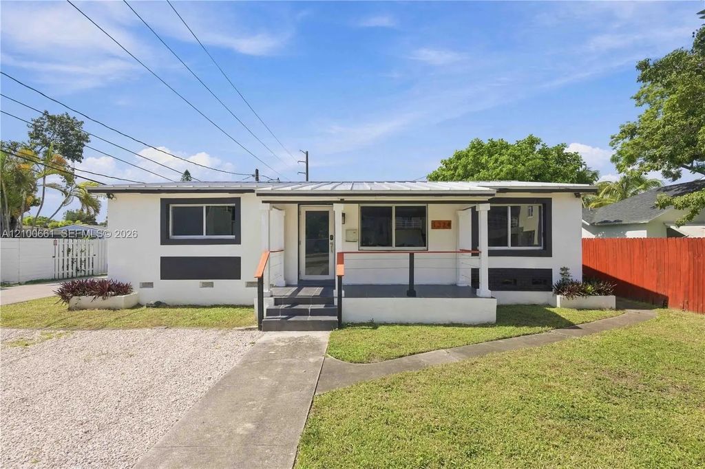 1324 N 24th Avenue, Hollywood