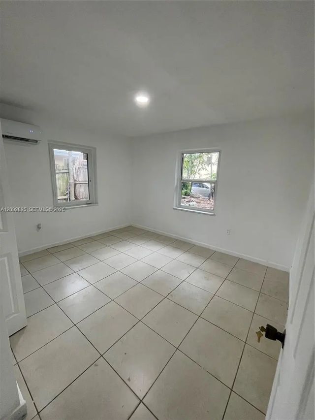 5 of 39 - 13845 Nw 6th Avenue, North Miami, FL