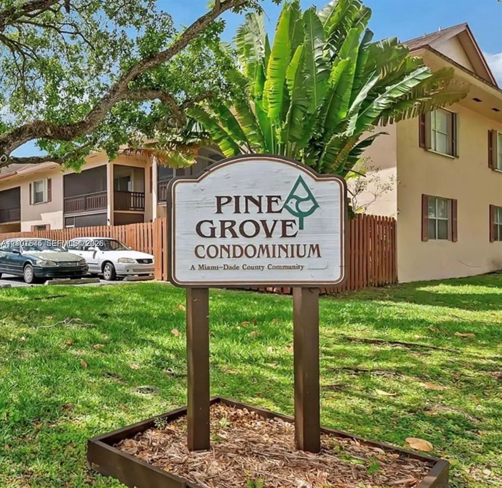 11287 Sw 88 Street #210-l, Miami
