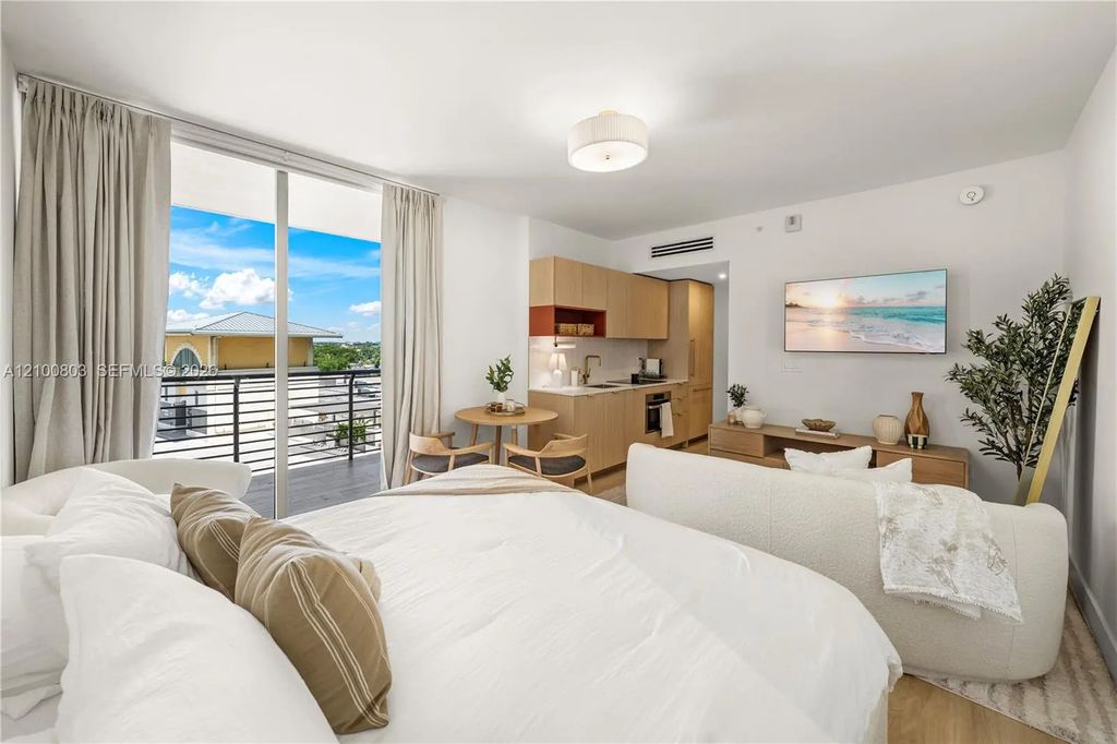 90 Ne 32 Street #715, Miami