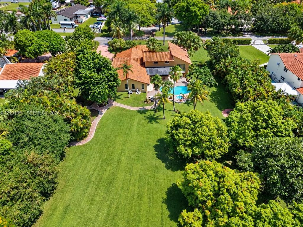 10010 Nw 135th Street, Hialeah Gardens