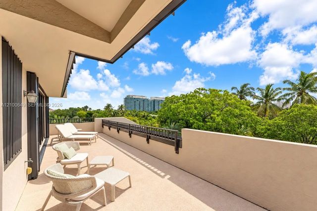 151 Crandon Boulevard #310, Key Biscayne