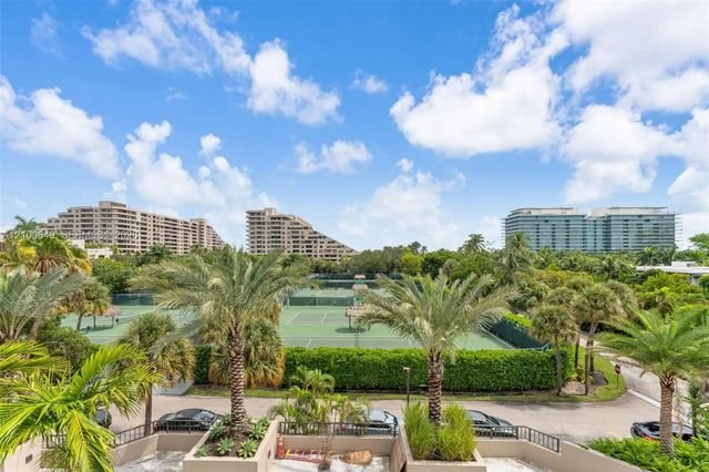 3 of 52 - 151 Crandon Boulevard #310, Key Biscayne, FL