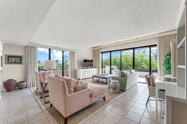 4 of 52 - 151 Crandon Boulevard #310, Key Biscayne, FL