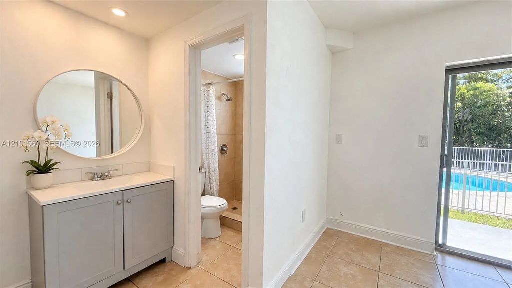 1777 Venice Lane #132, North Miami