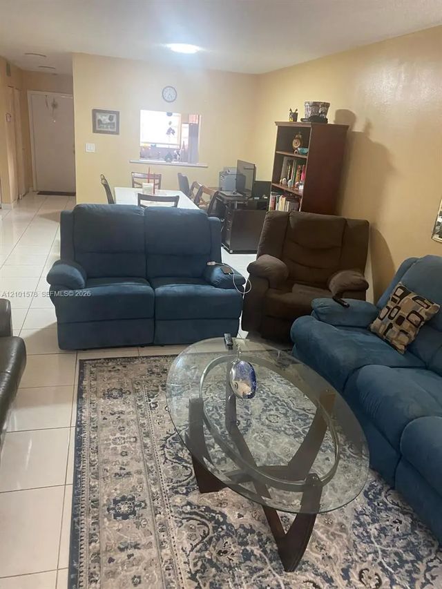605 S State Road 7 #1h, Margate