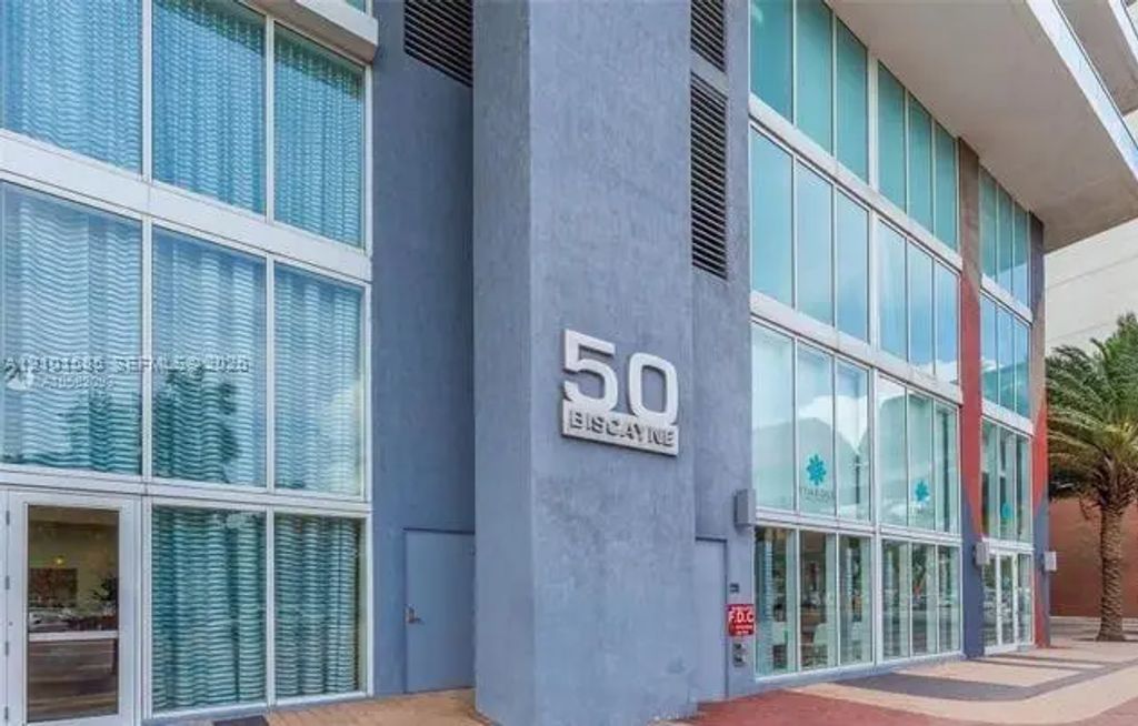 50 Biscayne Boulevard #1403, Miami