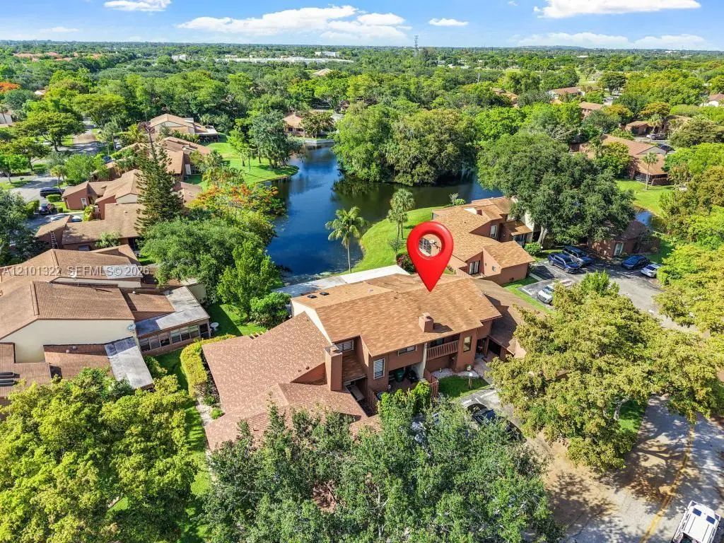 6185 Live Oak Court #c, Tamarac