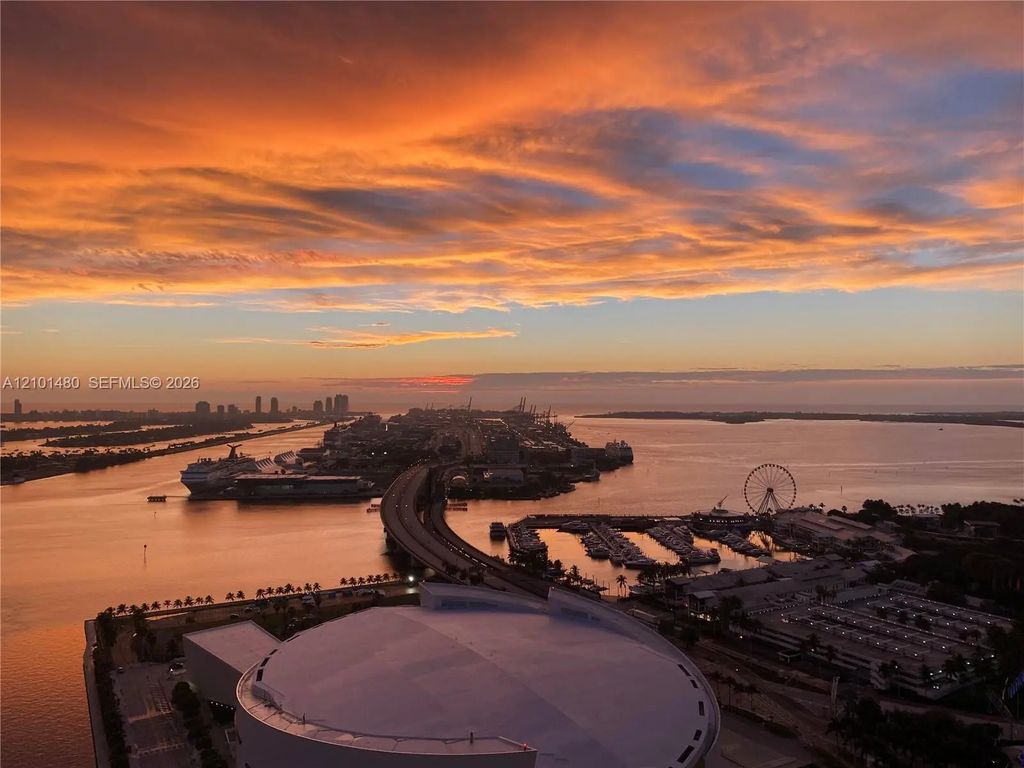888 Biscayne Boulevard #3001, Miami
