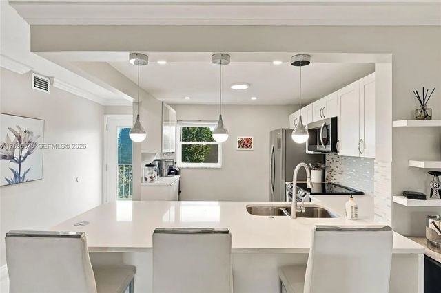 5 of 58 - 2400 Ne 1st Lane #3140, Boynton Beach, FL