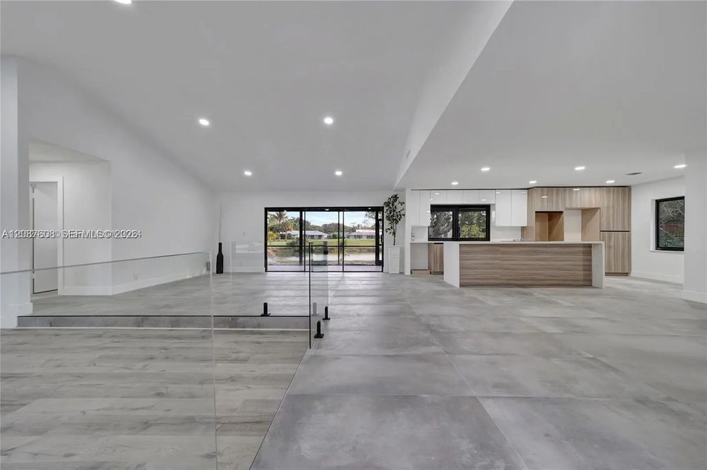 3352 Lakeview Boulevard, Delray Beach