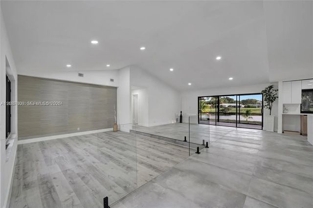 3 of 26 - 3352 Lakeview Boulevard, Delray Beach, FL