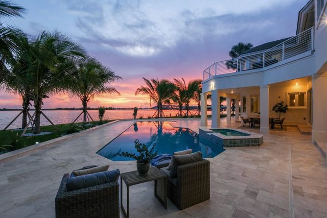 3 of 65 - 526 Point Lane, Vero Beach, FL